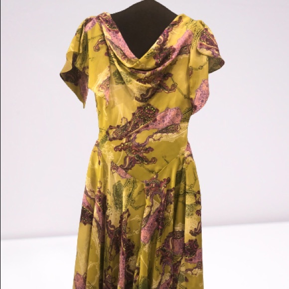 Amanda Lane Sequined Flow Dress - Picture 4 of 9